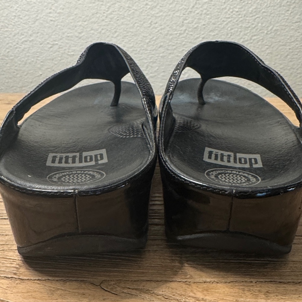 FitFlop Black Beaded Women's Sandals - Picture 3 of 16